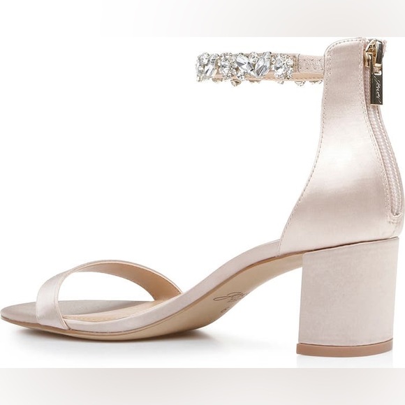 NWOT Jewel Badgley Mischka Catalina Champagne Ankle Strap Sandal - Size 7 - Picture 4 of 14